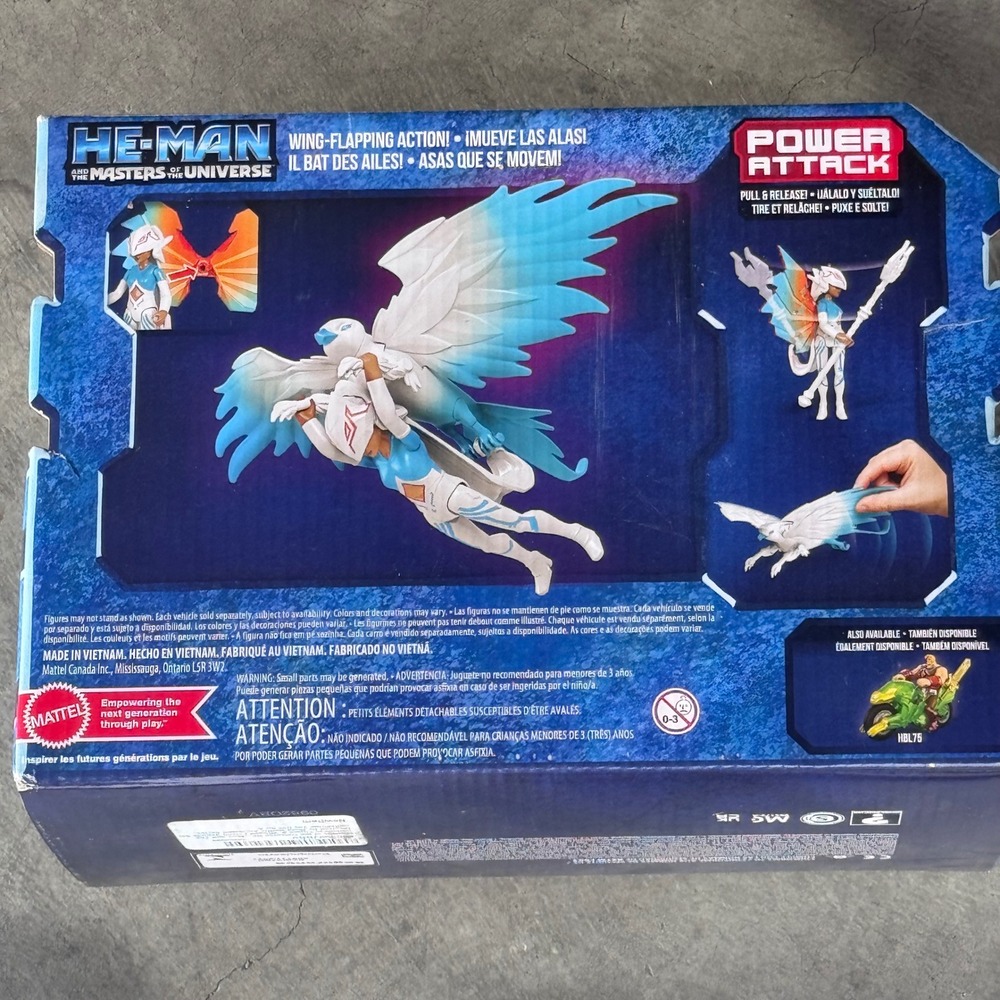 HeMan Masters of the Universe Sorceress Cosmic Falcon Power Attack Action Figure - Picture 4 of 5